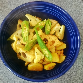 ごろごろ野菜のカレー炒め